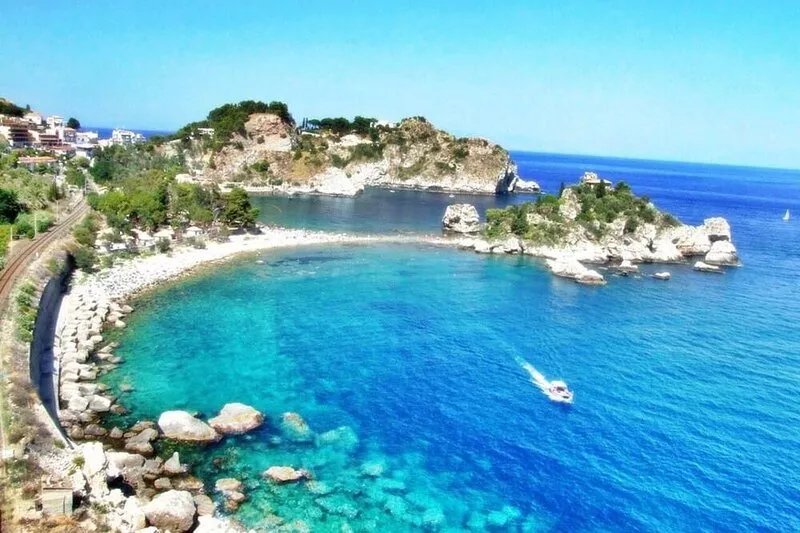 Up to 16 guests - swimming pool-garden - BBQ -wi-fi - 3km sea by
