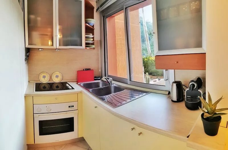 Panoramic sea views, residence with pool, 5 mins walk to beach & village centre