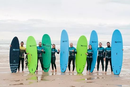 Surfadictos Escuela de Surf & Sup