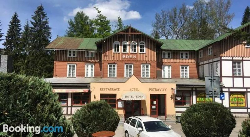 Hotel Eden