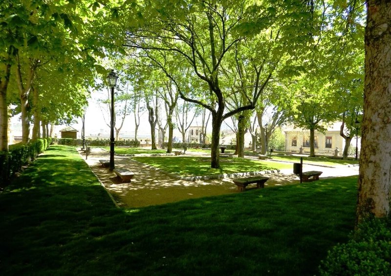 Plaza de Carlos Martin Crespo y Luis Maria Garcia Marcos