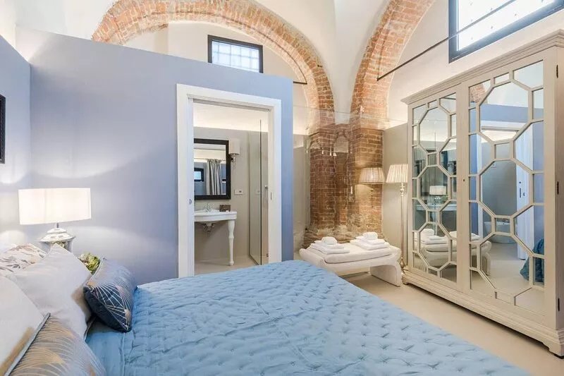 2 bedrooms apartment private garden and pool in Lucca