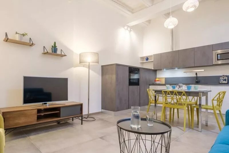 Beautiful Duplex Helga House in the city center of Bologna
