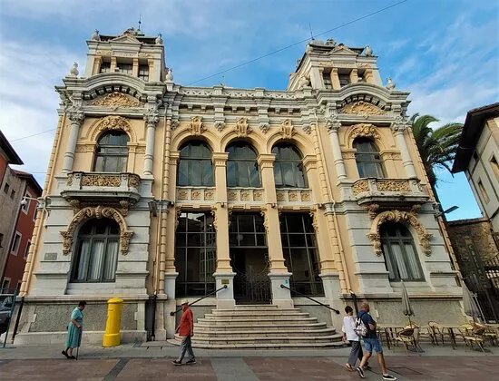 Casino De Llanes