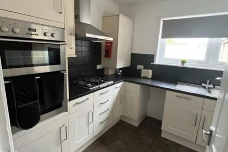 The Heilan' Coo Apartment