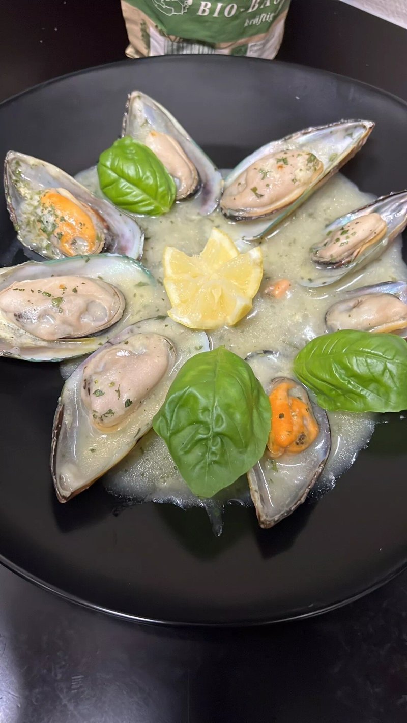 Mediterran Restaurant/Bar