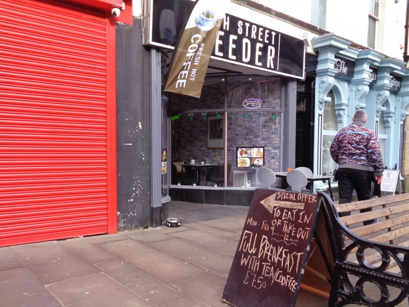 High Street Feeder