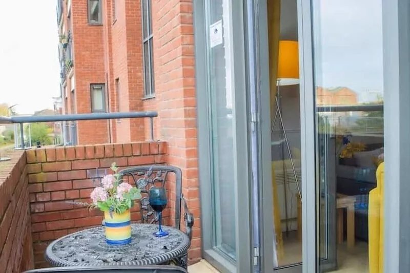 A Modern Flat near Wolverhampton Train Station