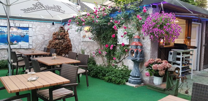 Griechisches-Restaurant-Hotel Akropolis