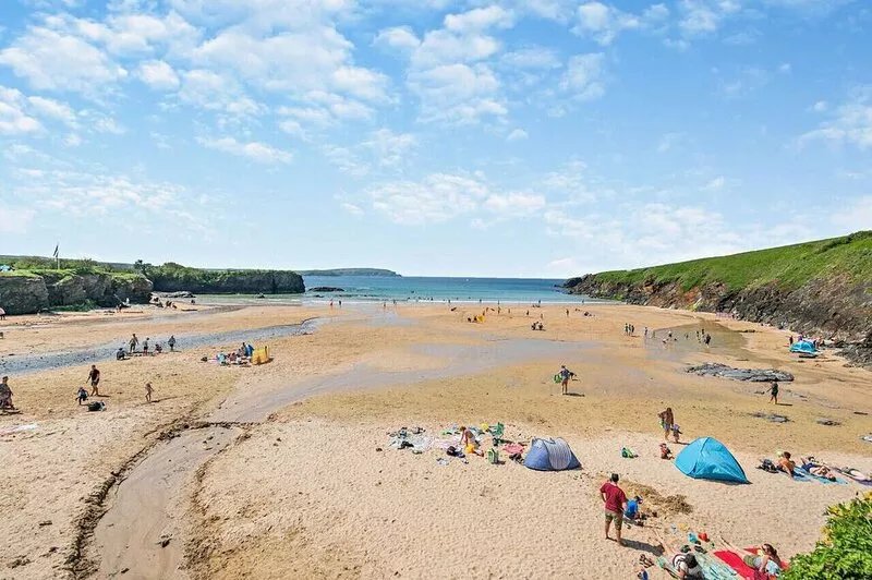 Hideaway Cottage - Three Bedroom House, Sleeps 6