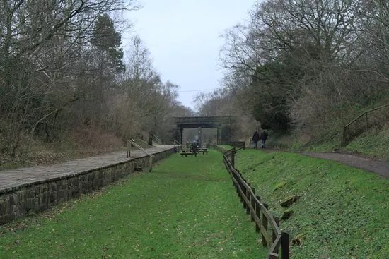 Middlewood Way