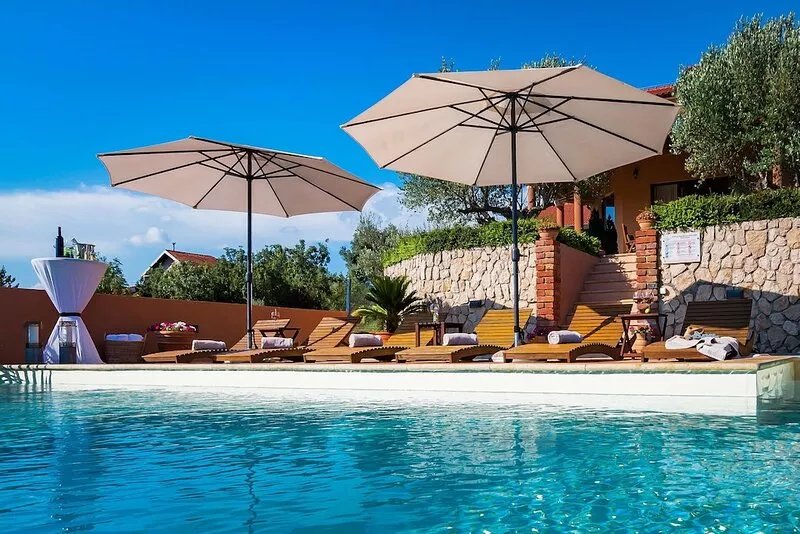 Luxury Villa Antoneta with Swimming Pool