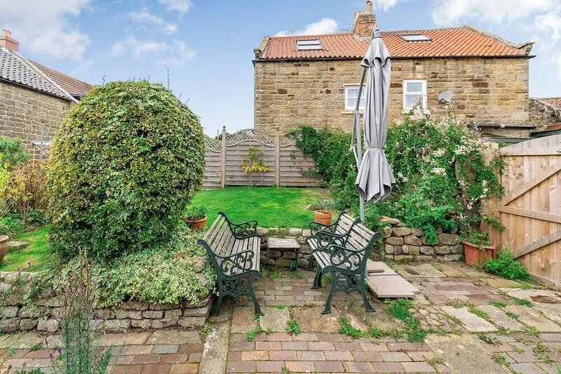 3 bedroom accommodation in Burniston, near Scarborough