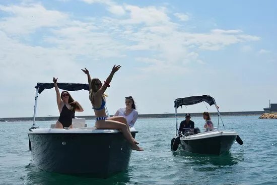 AT SEA BOAT RENTAL