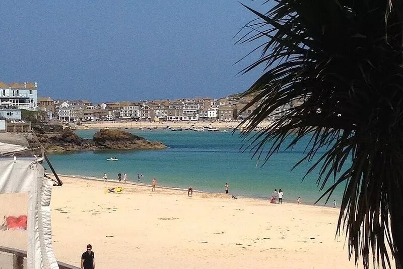Character, Views over Carbis Bay, Balcony,Parking,2 Bathrooms, own entrance.