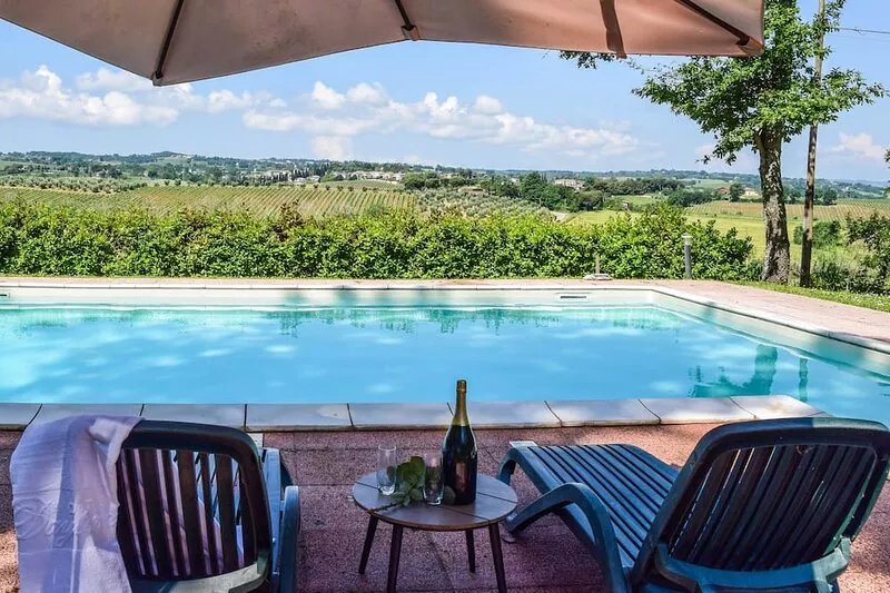 Villa near Orvieto with private garden, pool and AC