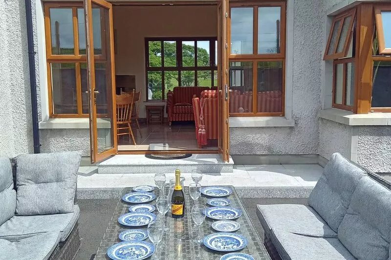 Luxury Spacious  New build Property 4500sq feet  with fully equipped kitchen