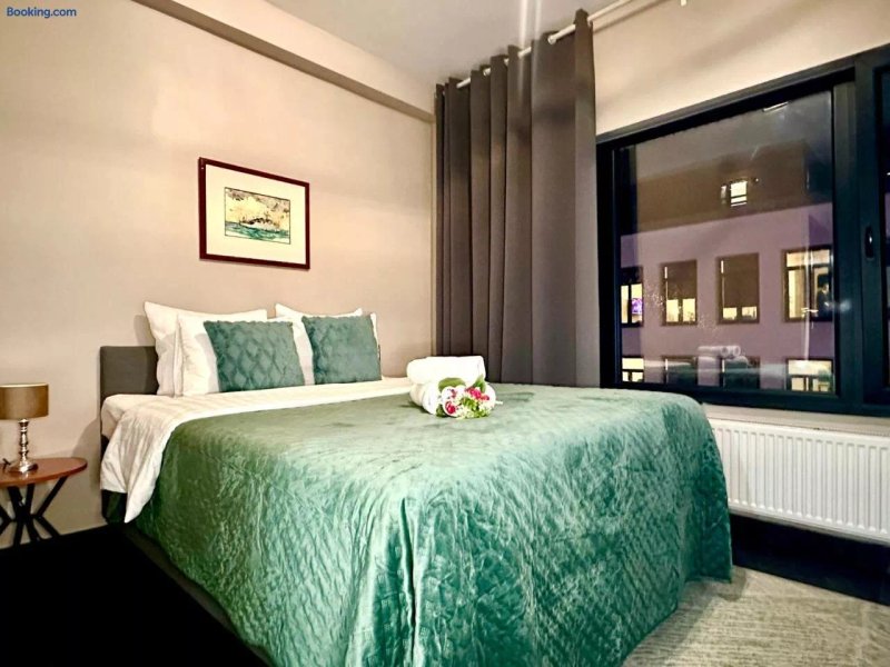 Luxury Suites Central