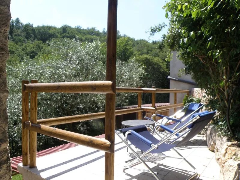 Between art and wine in the heart of the Valpolicella .. ..