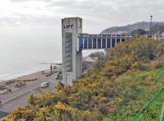 Shanklin Cliff Lift