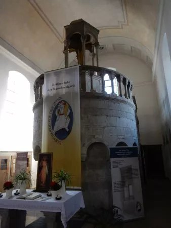 Ehemalige Kapuzinerkirche Heilig Kreuz mit dem Heiligen Grab Eichstatt