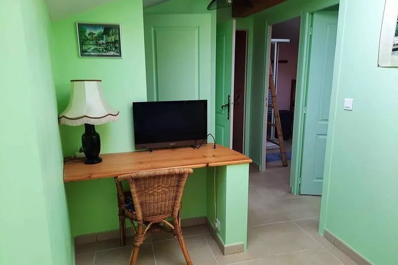 Comfortable 4* South-Ardèche house, airco, heated pool, panoramic view