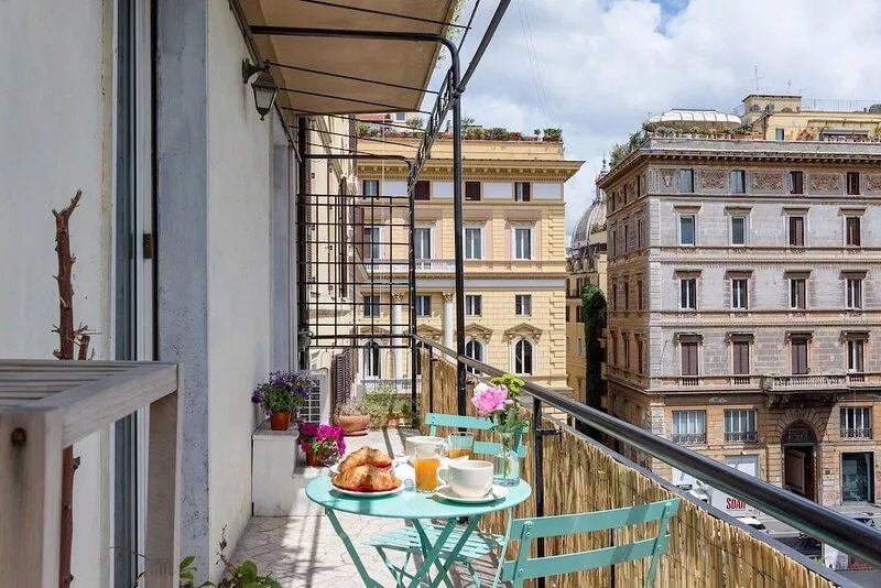 Pellegrino Luxury Apartment with Large Balcony