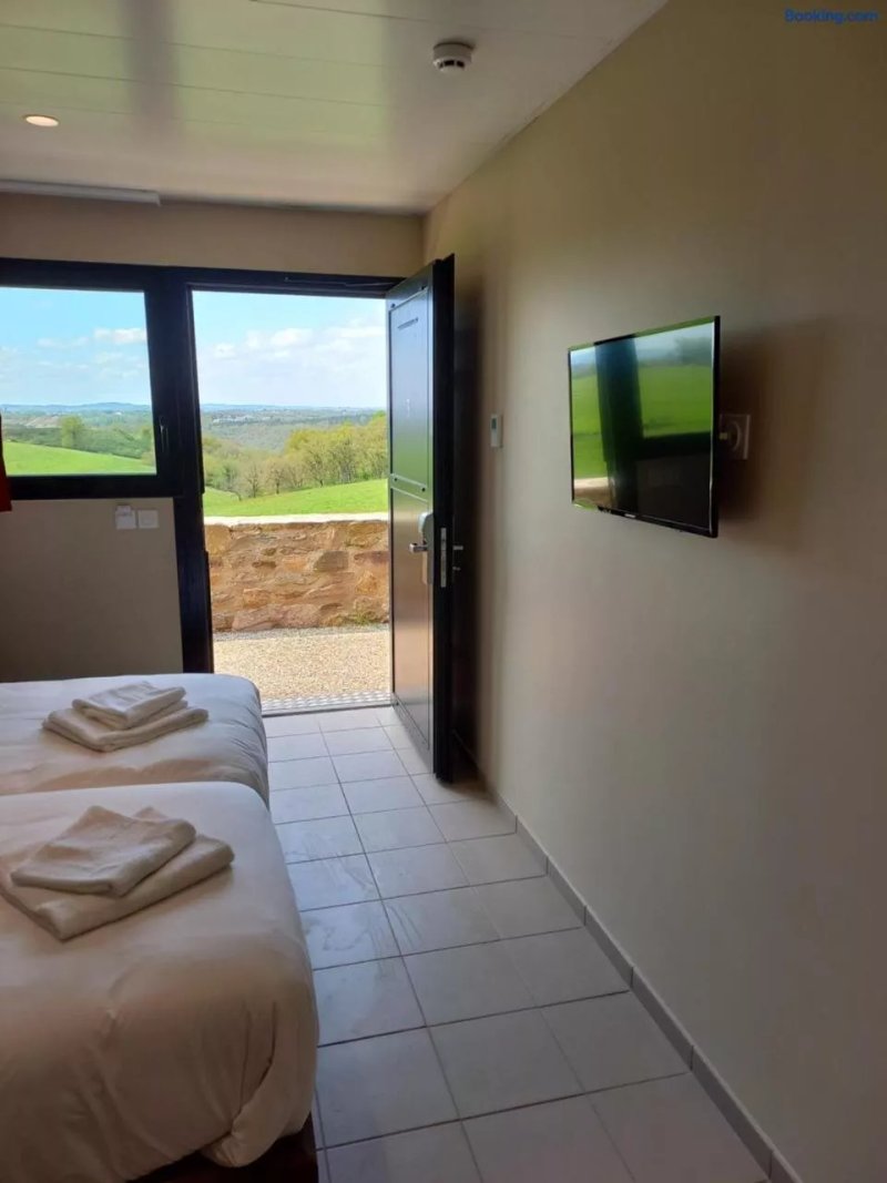 Logis Hotel La Croix de Mille