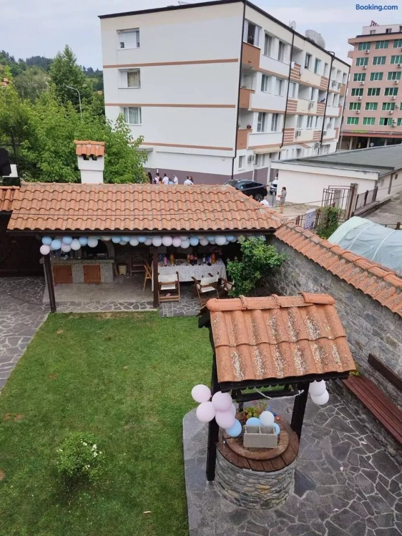Guest house "The House"
