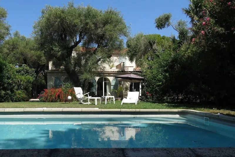 CAP D'ANTIBES - VILLA POOL NEAR THE SEA - 6 PEOPLE