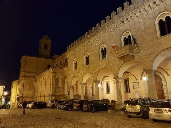 Piazza Della Liberta