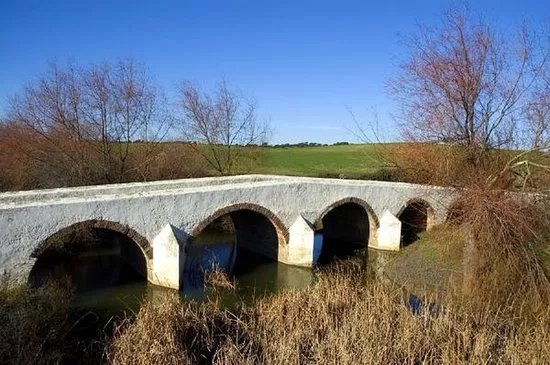 Ponte sobre a ribeira do Enxoe