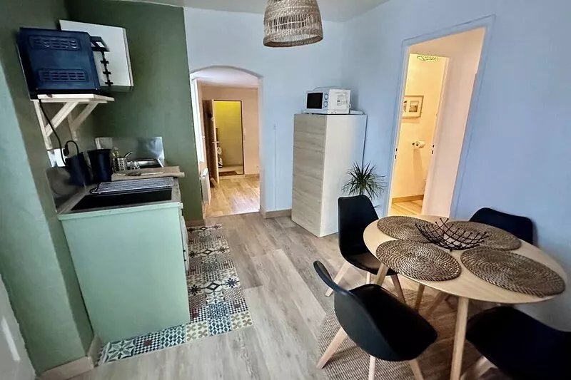 Apartment in the heart of downtown.