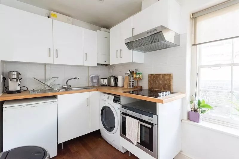 Cozy Fitzrovia studio on a quiet cobbled street in the West End!