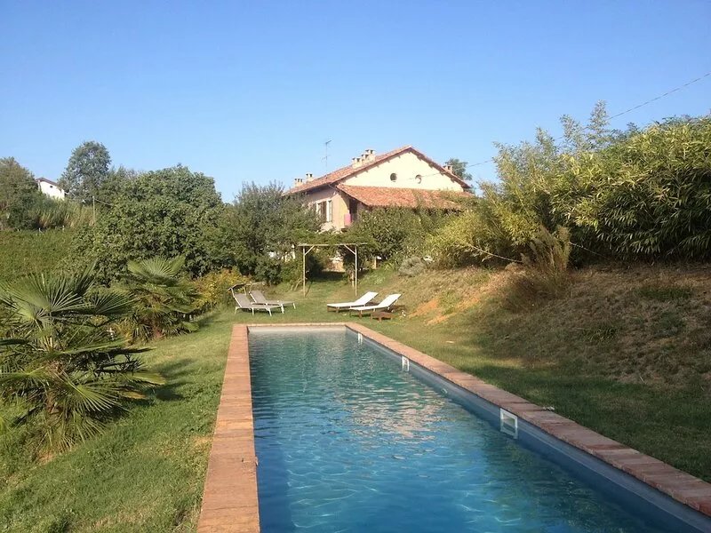 Luxury Farmhouse In The Heart Of The Piemonte Wine Country