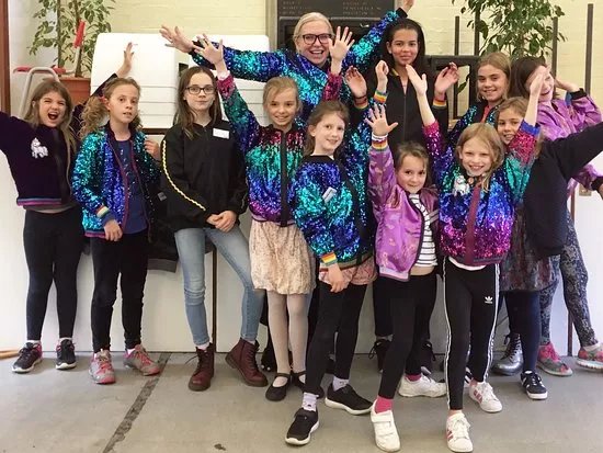 The Fashion School