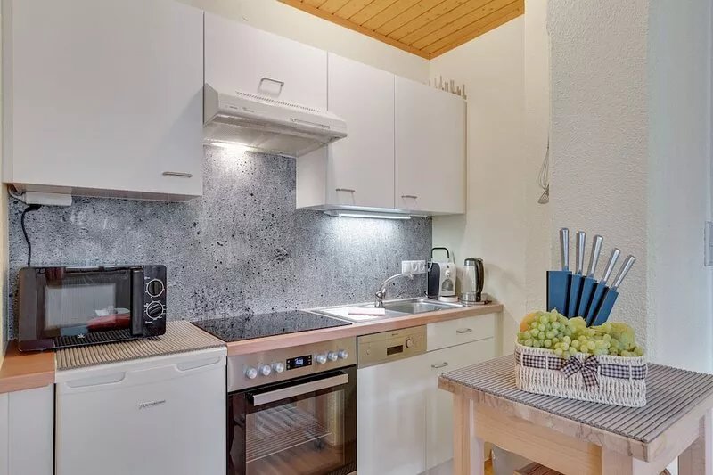 Lively flat near a ski resort in Fiss