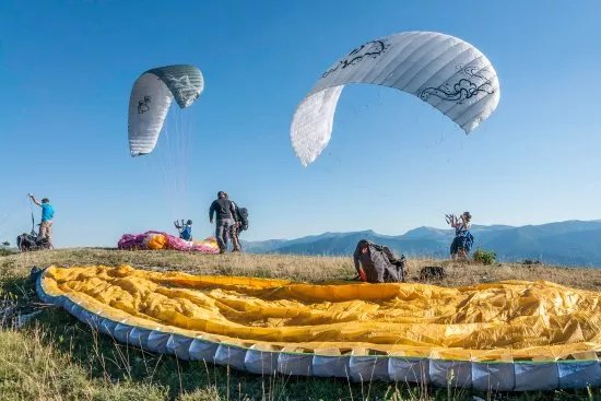 Ecole de Parapente Haut le Mains