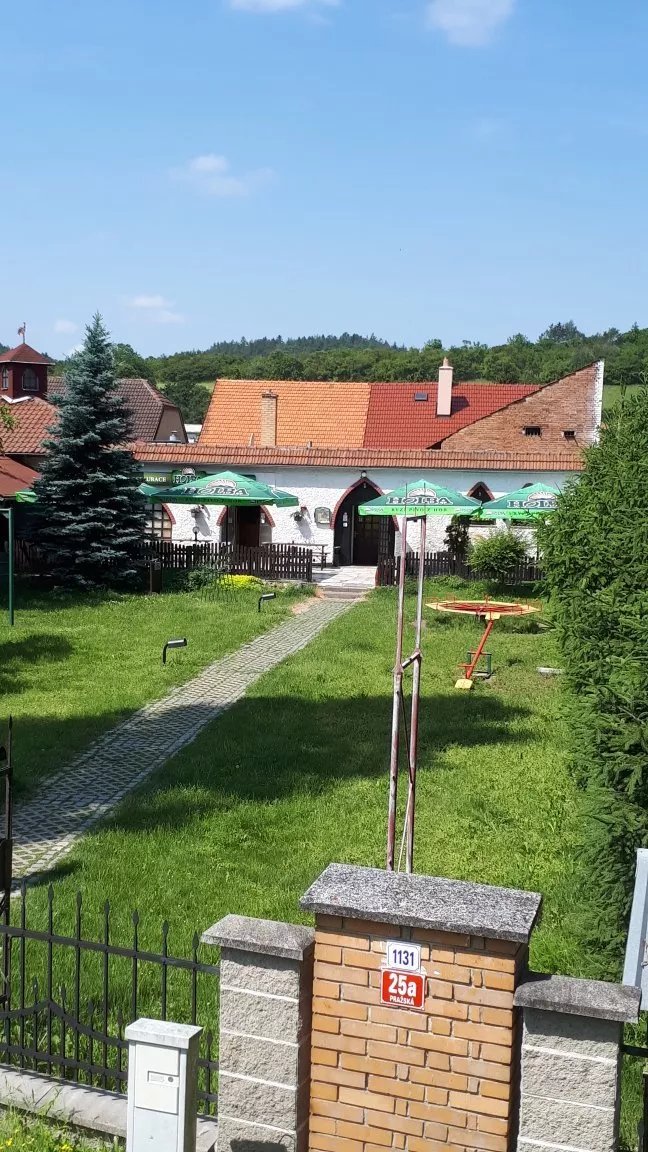 Restaurace - kavarna Na Dvorku