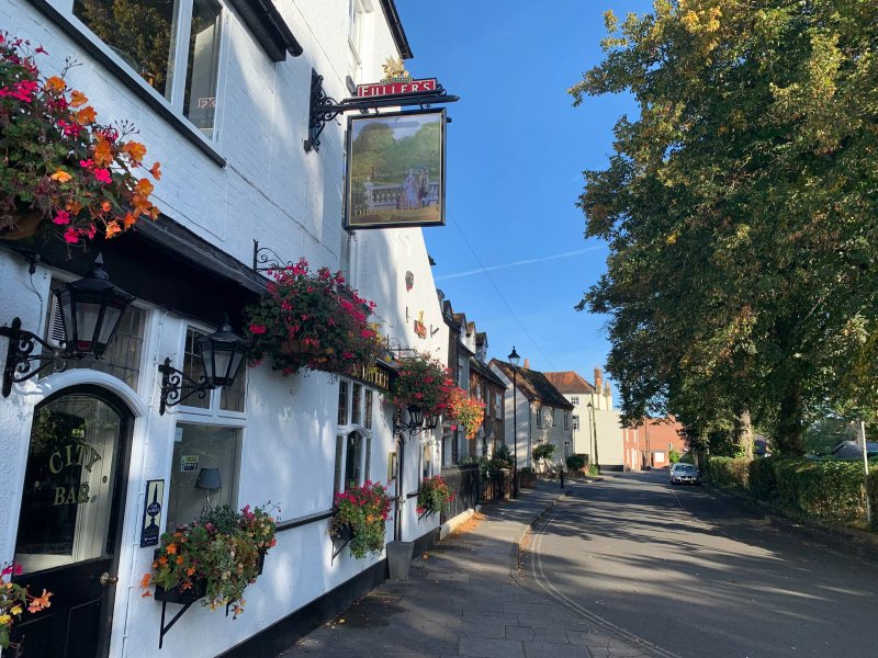 Four Priory Road, Chichester  -  a cottage that sleeps 4 guests  in 2 bedrooms