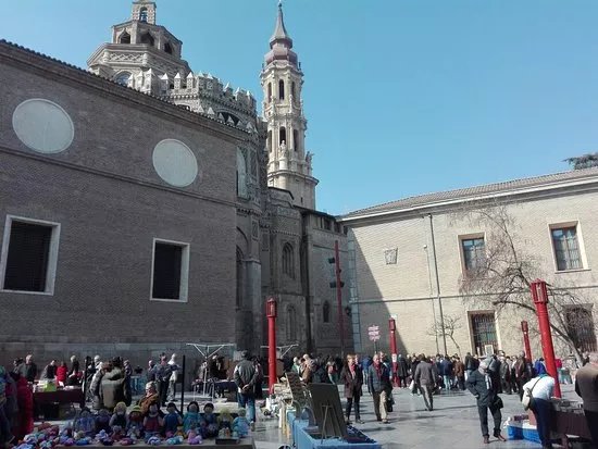 Mercadillo Plaza de San Bruno