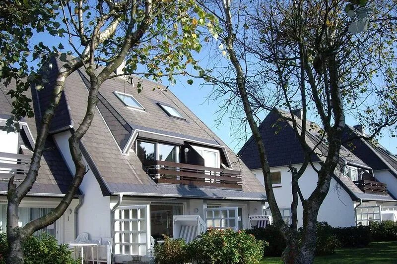 High-quality 3-room apartment with a size of approx.