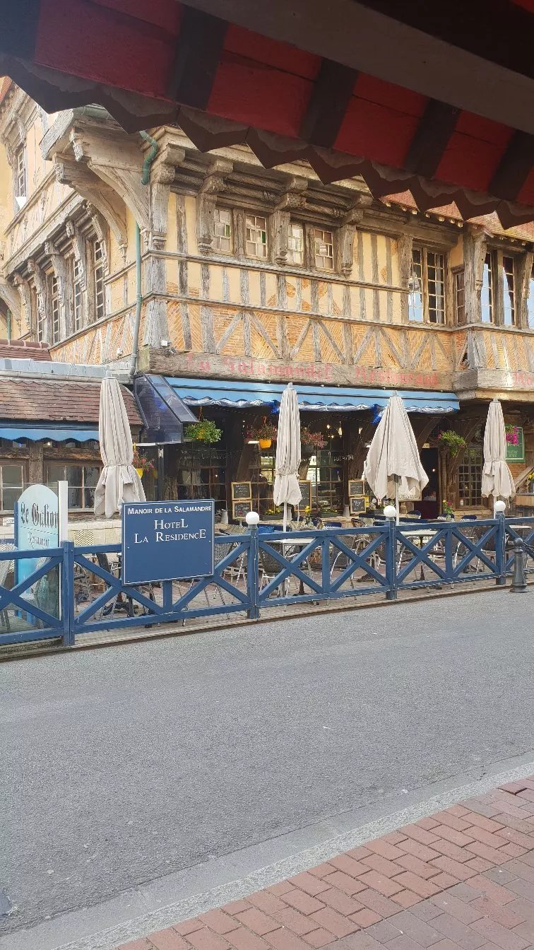 Chambres d'Hotes La Petite Salamandre