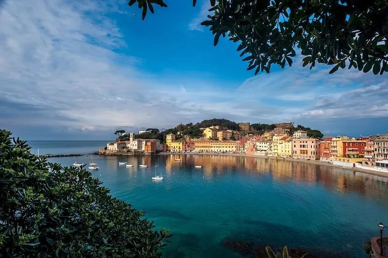 NEW! A TERRACE overlooking the sea, facing PORTOFINO, 30 minutes from the FIVE