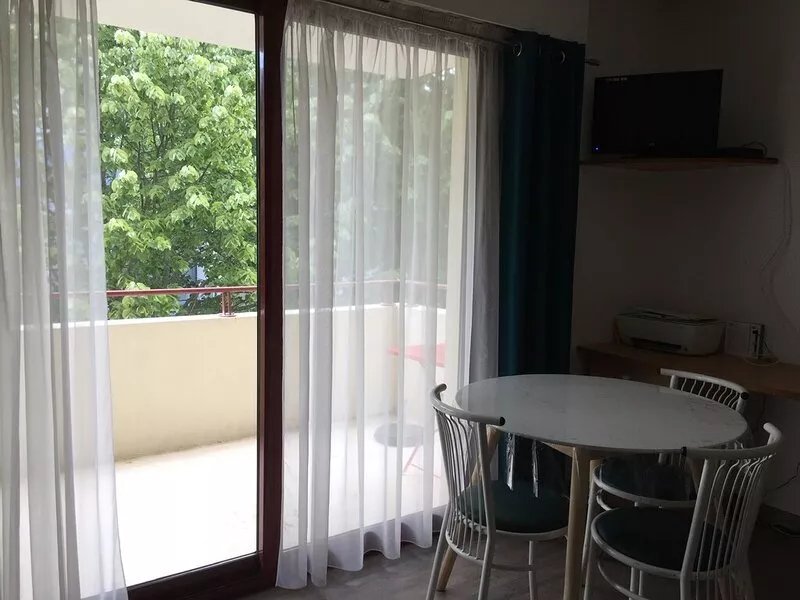 Peaceful apartment in the heart of La Rochelle, 5 minutes from the beach