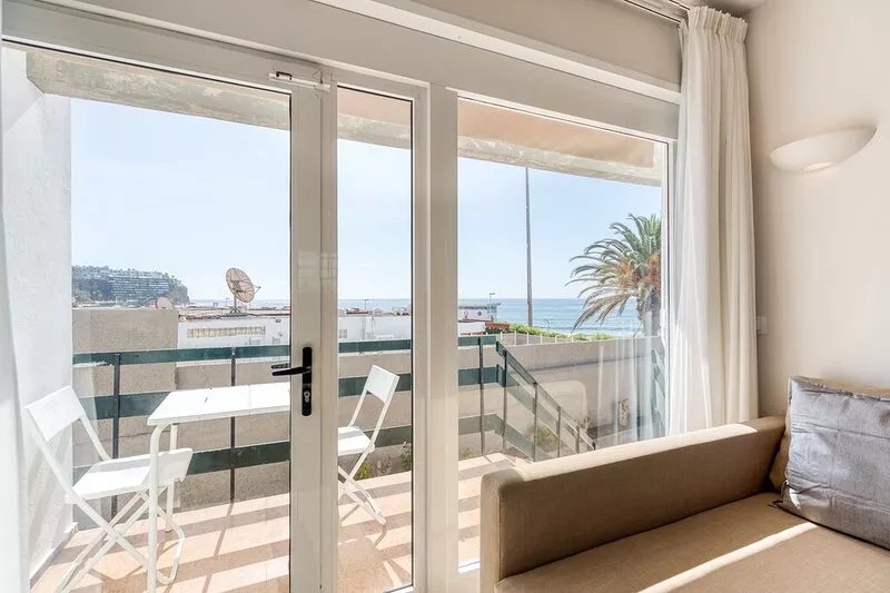 Asara Playa apartment, next to the sea. completely renovated