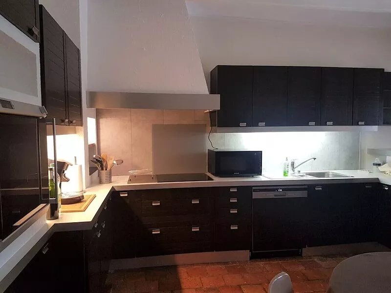 13/15 sleeps, 270 m2 house with swimming pool / 3800 m2 wooded grounds