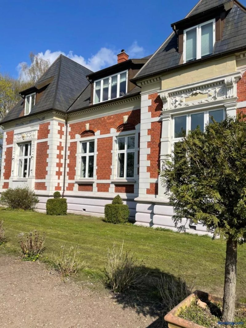 Dobbeltvaerelse I Smuk Palaevilla