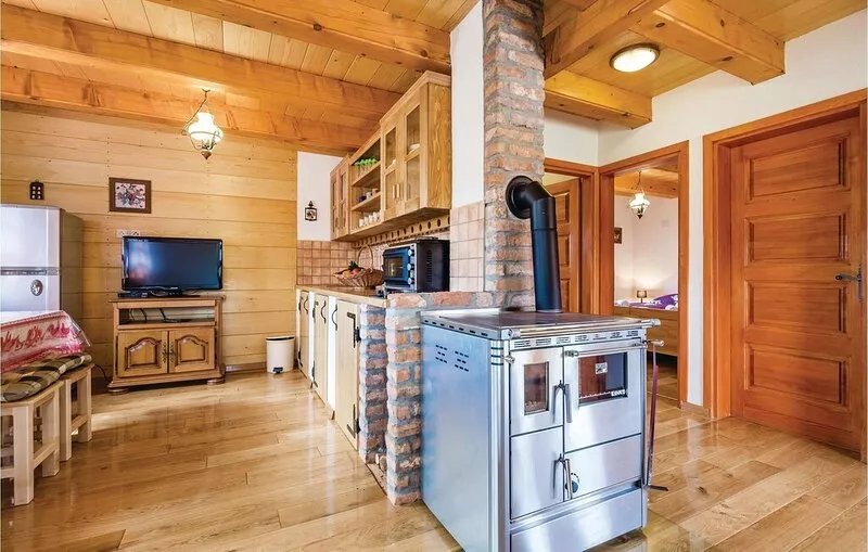 Gorgeous home in Perusic with WiFi