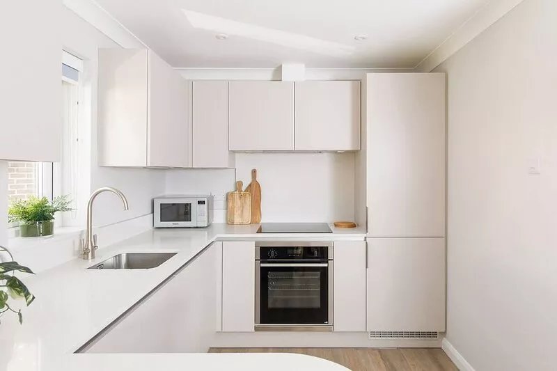 Little Blue - 2 Bedroom Apartment next to Chichester Canal